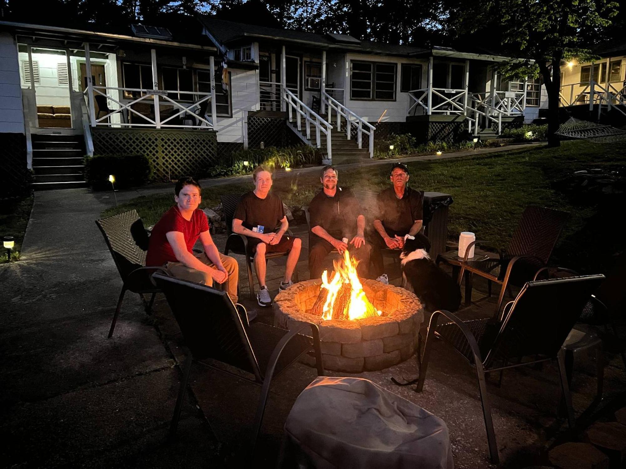 Mountain Lake Cottages Hendersonville Ngoại thất bức ảnh